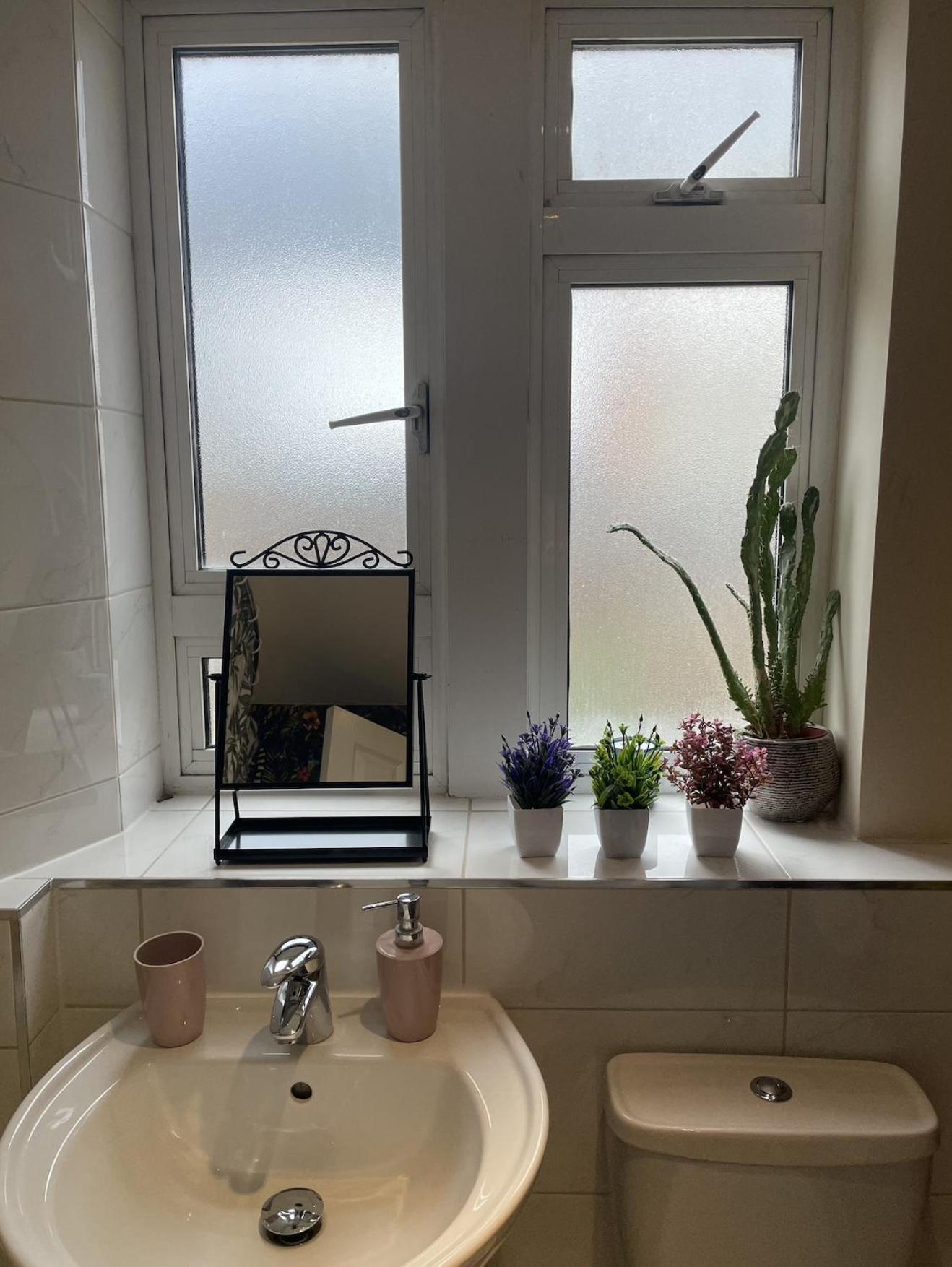 Stunning Flat Close To Regents Park And Euston Station! ลอนดอน ภายนอก รูปภาพ